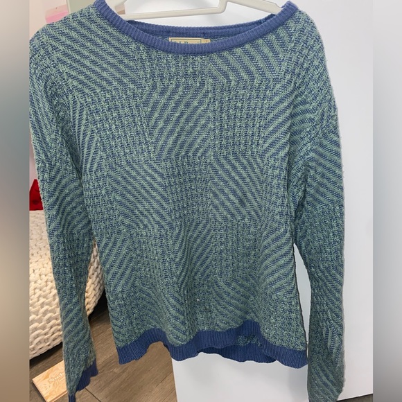 Green Patterned Sweater - Picture 1 of 5